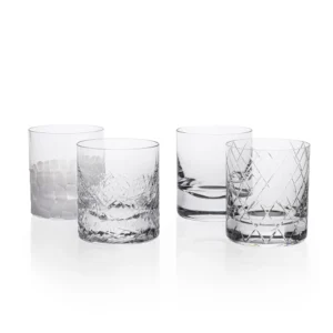 Coffret de 4 verres à whisky "old fashionned" 370ml en authentique cristal de bohême taillé. Collection Whisky Set de Moser, la plus prestigieuse & réputée cristallerie de Bohême.