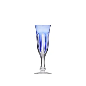 Flûte à champagne 140ml en authentique cristal de bohême taillé main, couleur bleue. Collection Lady Hamilton (inspirée d'Emma Hamilton) de Moser, la plus prestigieuse & réputée cristallerie de Bohême.