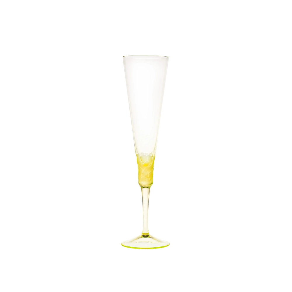 Flûte à champagne, couleur eldor, 170ml en authentique cristal de bohême taillé main. Collection Fluent de Moser, la plus prestigieuse & réputée cristallerie de Bohême.