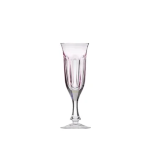 Flûte à champagne 140ml en authentique cristal de bohême taillé main, couleur rose. Collection Lady Hamilton (inspirée d'Emma Hamilton) de Moser, la plus prestigieuse & réputée cristallerie de Bohême.
