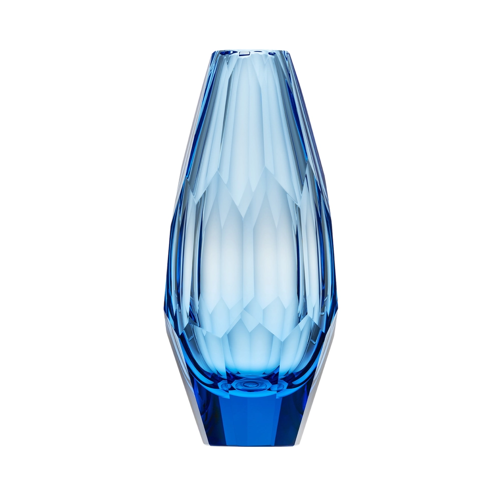 Vase 30cm, couleur aigue marine, en authentique cristal de bohême taillé main. Collection Cubism de Moser, la plus prestigieuse & réputée cristallerie de Bohême.
