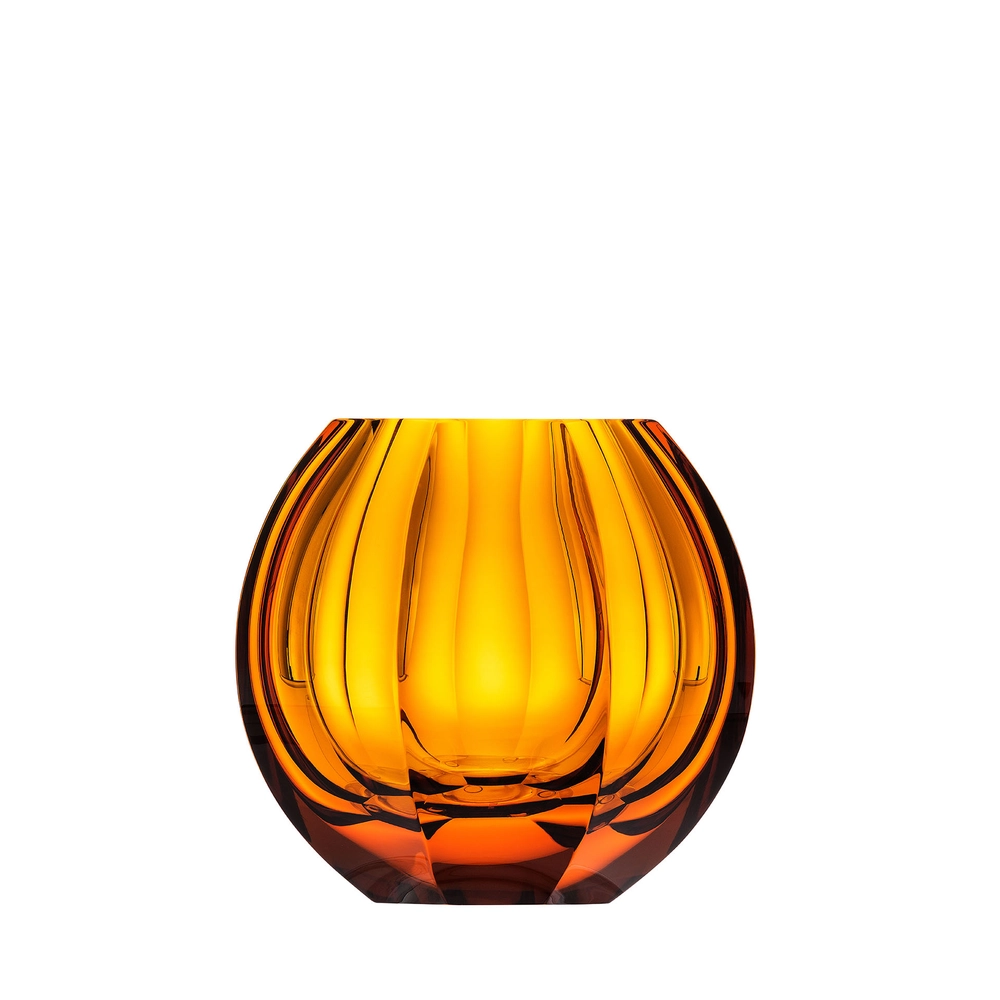 Vase Beauty 13cm, couleur topaz, en authentique cristal de bohême taillé main. Création de Moser, la plus prestigieuse & réputée cristallerie de Bohême.