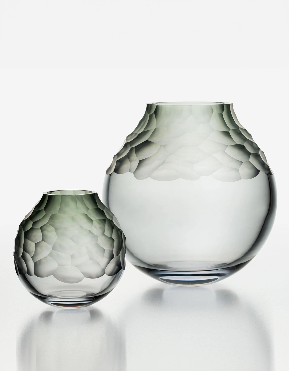 Vase Dotty 25cm Vert Fumé en Cristal de Bohême - Moser – Image 4