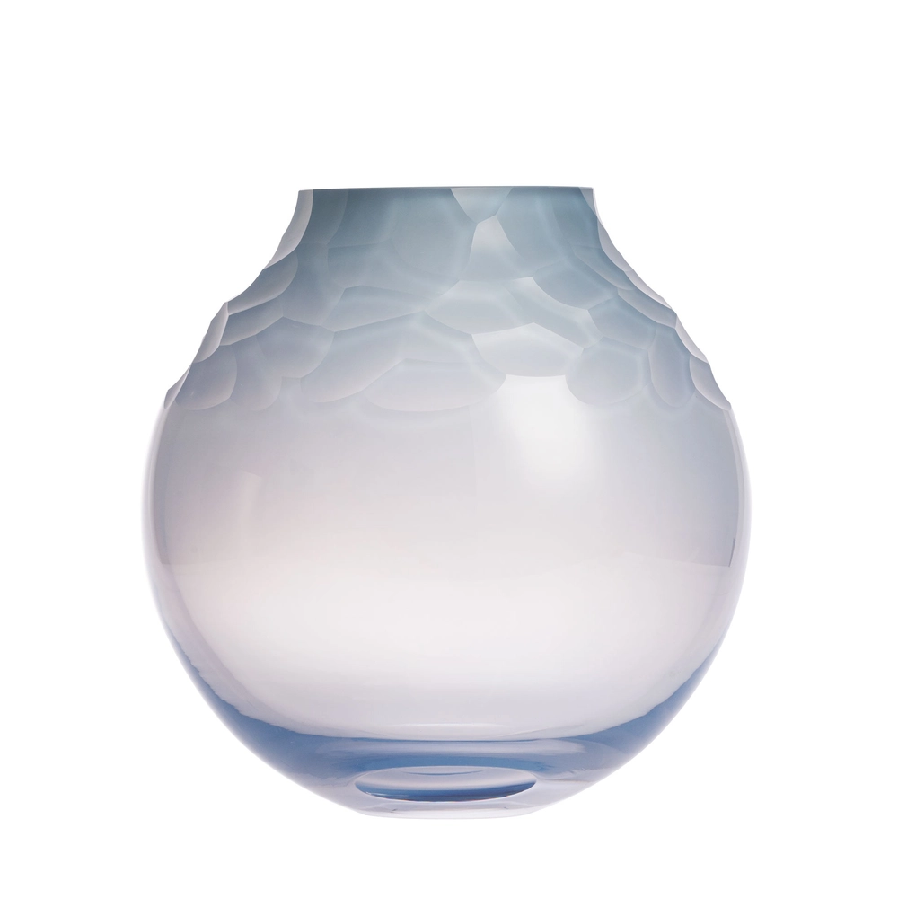 Vase Dotty 25cm violet opale en authentique cristal de bohême taillé main. Création de Moser, la plus prestigieuse & réputée cristallerie de Bohême.