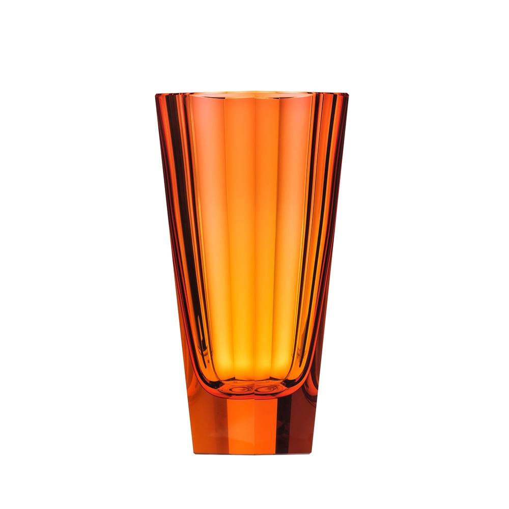 Vase Purity 28cm, couleur topaz rose, en authentique cristal de bohême taillé main. Création de Moser, la plus prestigieuse & réputée cristallerie de Bohême.