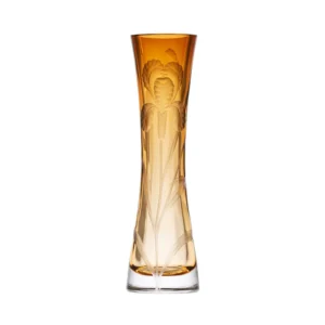 Vase Sinorita aurora 35cm, collection Art Nouveau, en authentique cristal de bohême taillé main, gravé d'un magnifique motif d'iris. Création de Moser, la plus prestigieuse & réputée cristallerie de Bohême.
