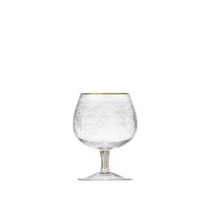 Verre à brandy & cognac 320ml en authentique cristal de bohême taillé main, gravé artistiquement, et subtilement décoré avec des feuilles en or 24 carats peintes à la main. Collection Maharani de Moser, la plus prestigieuse & réputée cristallerie de Bohême.
