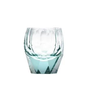 Verre à whisky 220ml couleur béryl en authentique cristal de bohême taillé main. Collection Cubisme de Moser, la plus prestigieuse & réputée cristallerie de Bohême.