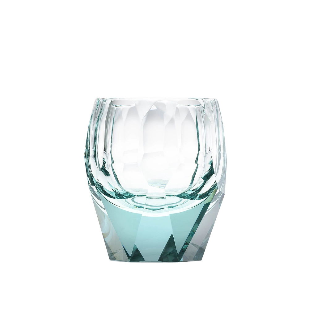 Verre à whisky 220ml couleur béryl en authentique cristal de bohême taillé main. Collection Cubisme de Moser, la plus prestigieuse & réputée cristallerie de Bohême.