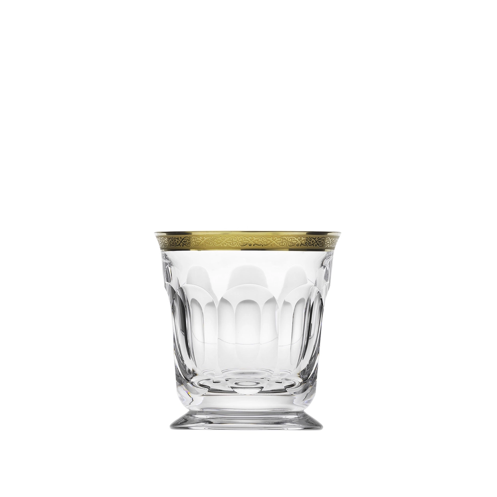 Verre à whisky 370ml en authentique cristal de bohême taillé main, habille d'une élégante bande en or 24 carats. Collection Lady Hamilton, inspirée d'Emma Hamilton, fruit de Moser, la plus prestigieuse & réputée cristallerie de Bohême.