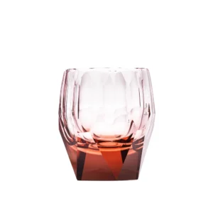 Verre à whisky 220ml couleur Rosalin en authentique cristal de bohême taillé main. Collection Cubisme de Moser, la plus prestigieuse & réputée cristallerie de Bohême.