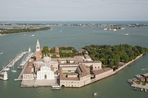 Ile San Giorgo Maggiore où se trouve le Stanze del Vetro. Source de l'image : site officiel du centre d'études.
